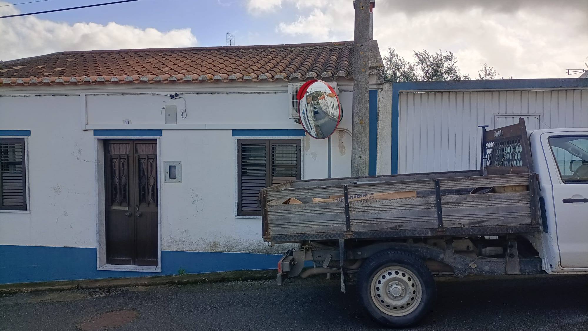 Substituição de Espelhos de Trânsito