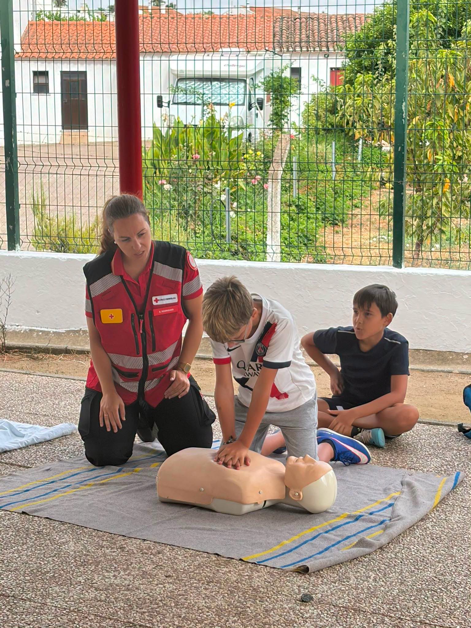 Aprender a Salvar Vidas Também Faz Parte das Oficinas de Verão