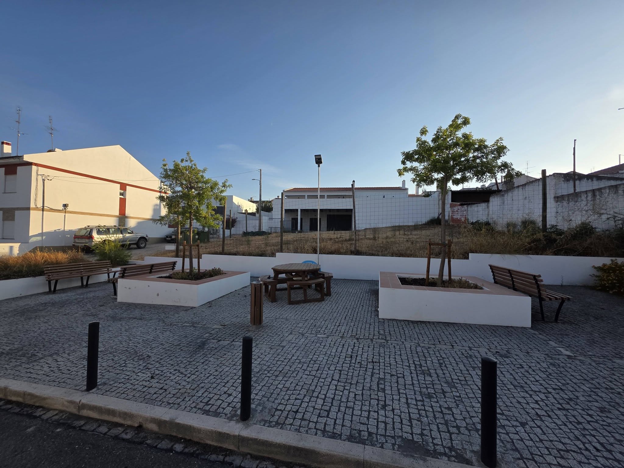 Instalação de Candeeiro em Zona de Lazer